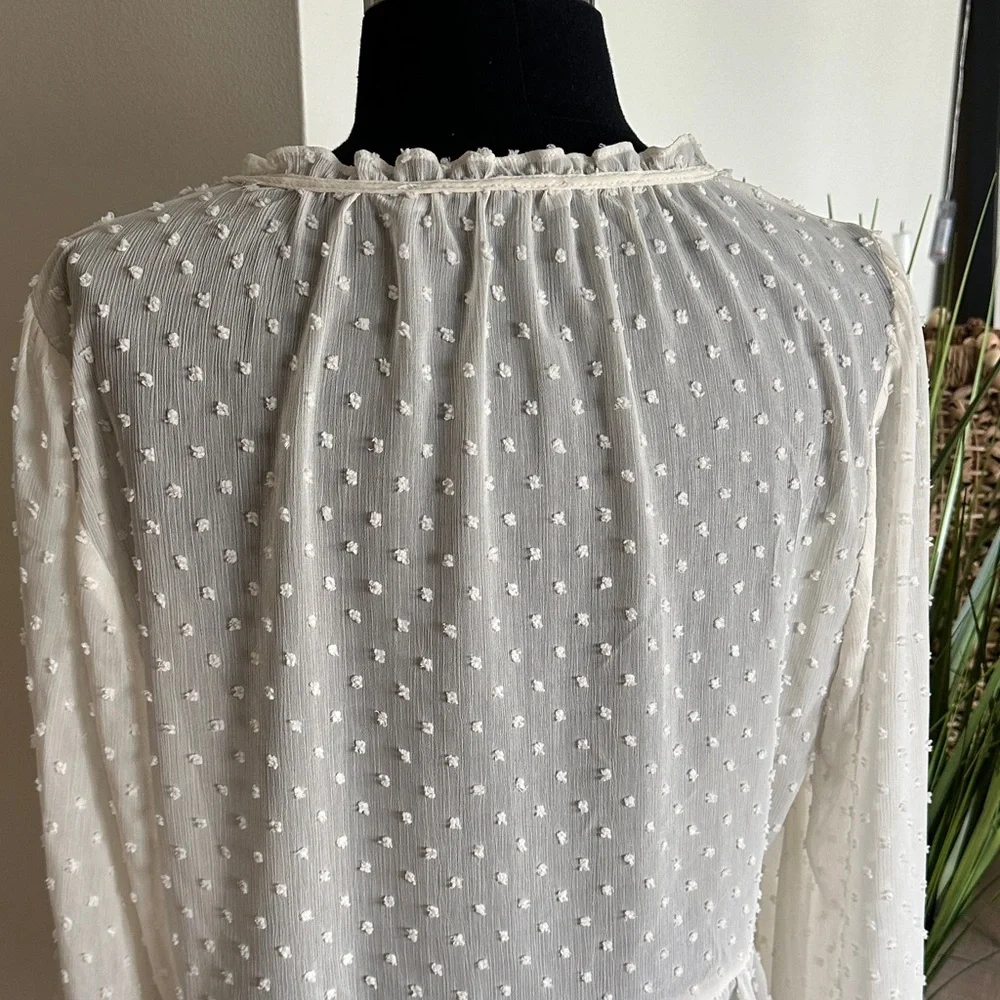 Zara Elegant Cream Dot Blouse - Size XL - Picture 7 of 12